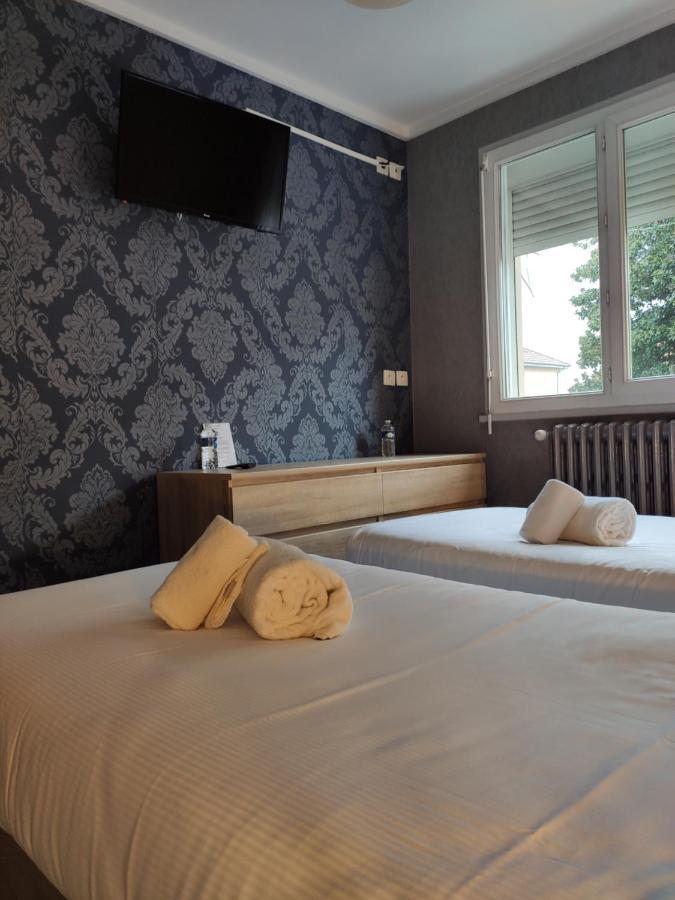 Bar Hotel Du Centre Montrevel-en-Bresse Экстерьер фото