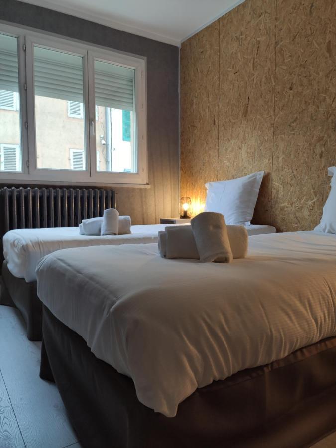 Bar Hotel Du Centre Montrevel-en-Bresse Экстерьер фото